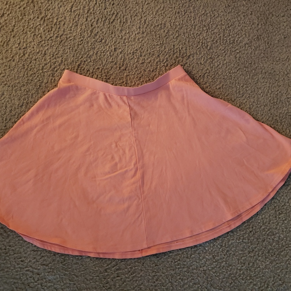 Super cute pink skirt
